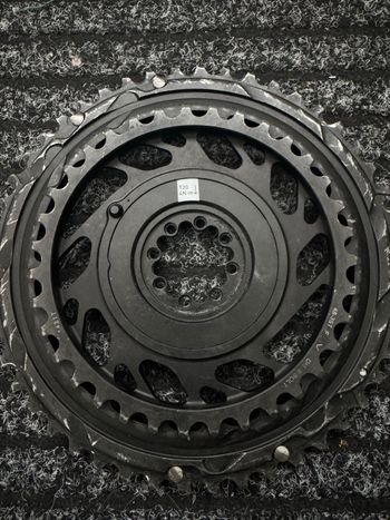 Used Sram Red AXS 48/35T Chainrings 2023 bike — image 3 of 3
