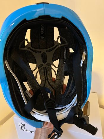 Used Hjc IBEX 2.0 2026 bike — image 2 of 7