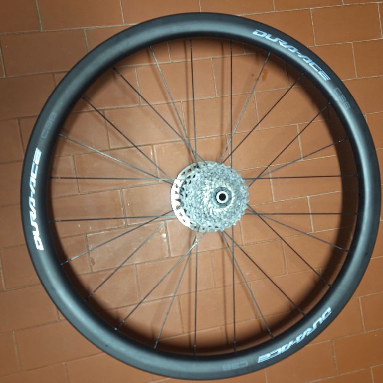 Used Shimano Dura Ace C 36 2024 bike — image 2 of 4