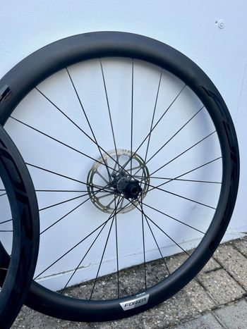 Used FORZA Vardar db Carbon 45 mm bike — image 4 of 8