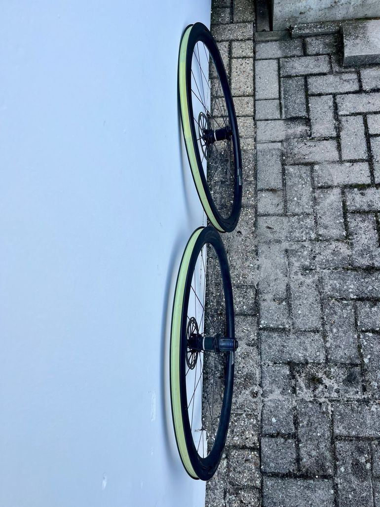 Used FORZA Vardar db Carbon 45 mm bike — image 8 of 8