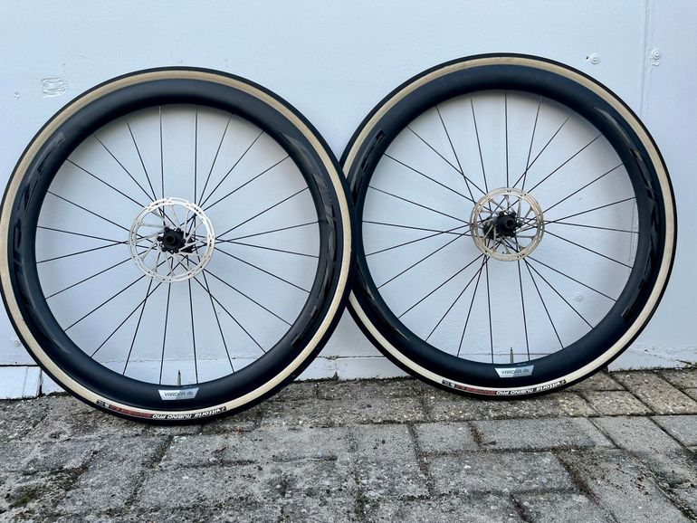 Used FORZA Vardar db Carbon 45 mm bike — image 1 of 8