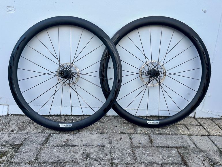 Used FORZA Vardar db Carbon 45 mm bike — image 2 of 8