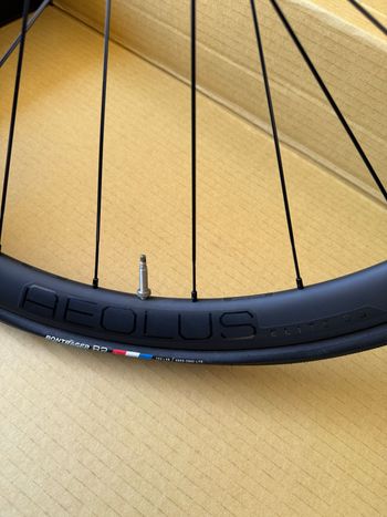 Used Bontrager Aeolus Elite Disc 35 2024 bike