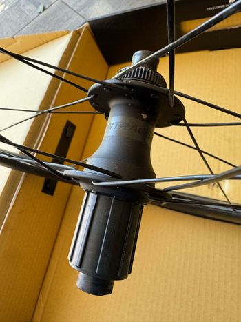 Used Bontrager Aeolus Elite Disc 35 2024 bike — image 5 of 8