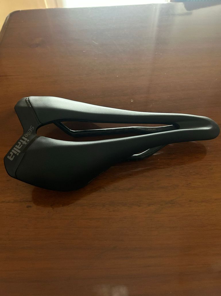Used Selle Italia SLR racing replica S3 2026 bike — image 1 of 7