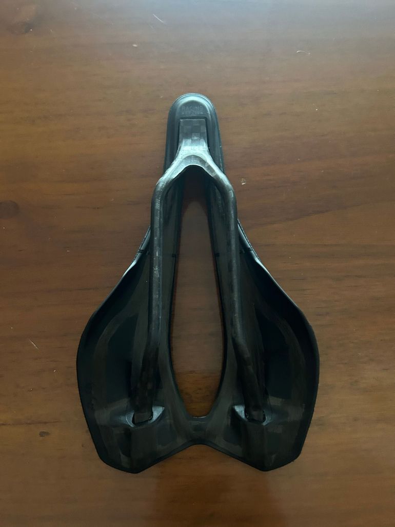 Used Selle Italia SLR racing replica S3 2026 bike — image 4 of 7