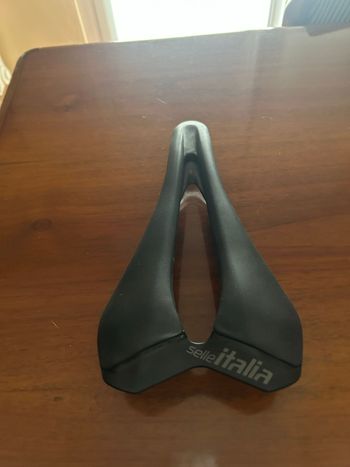 Used Selle Italia SLR racing replica S3 2026 bike — image 3 of 7