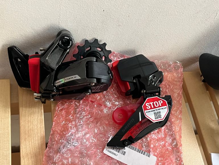 Used Sram Force D2 AXS 2x12-speed HDR Groupset bike — image 12 of 21