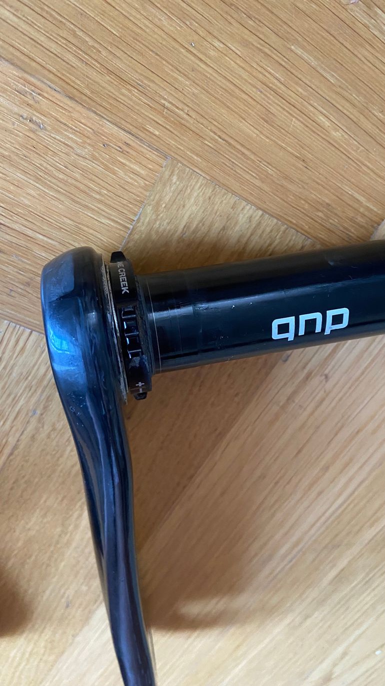 Used Sram Quarq DUB Crankset 8-Bolt bike — image 2 of 6
