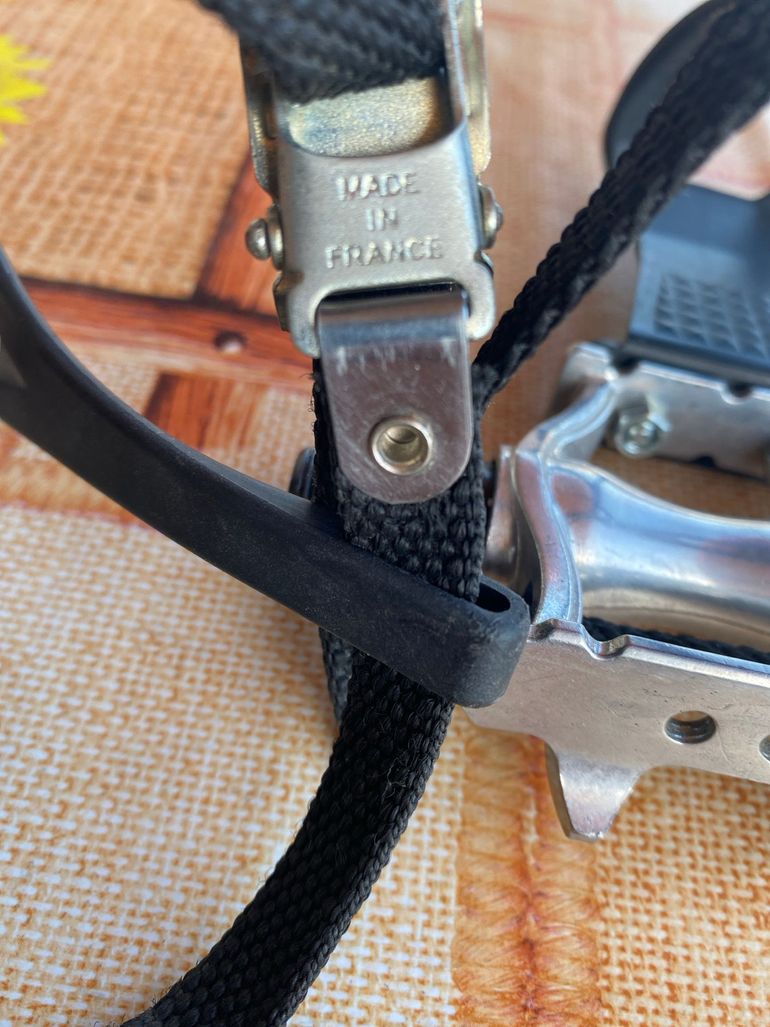 Used Vp Components Vintage VP-386 Pedals with Toe Clips and Straps bike — image 11 of 13