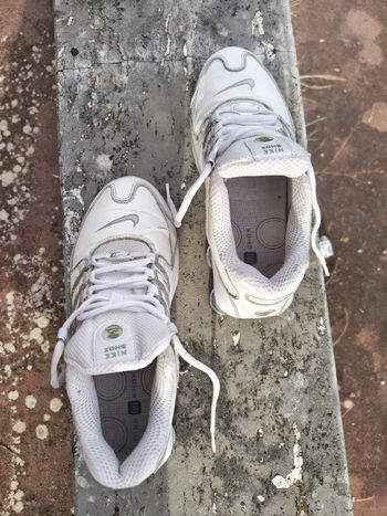 Used Nike Shox Running Shoes bike — image 3 of 3