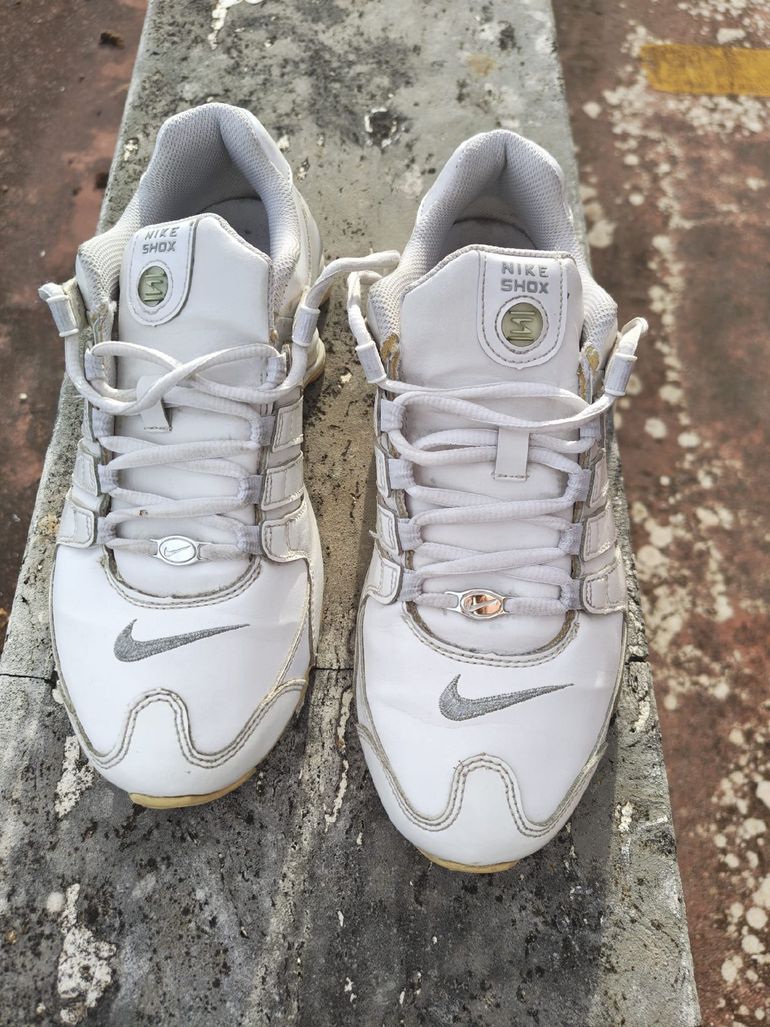 Used Nike Shox Running Shoes bike — image 1 of 3