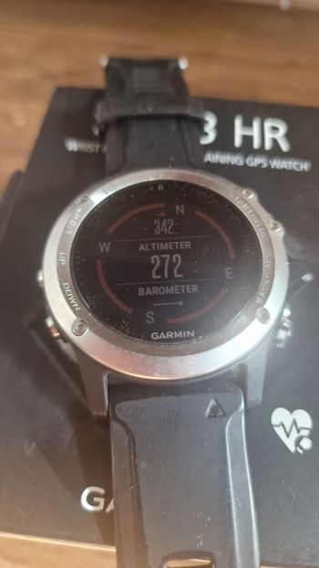 Used Garmin fēnix 3 HR GPS Watch bike — image 3 of 4