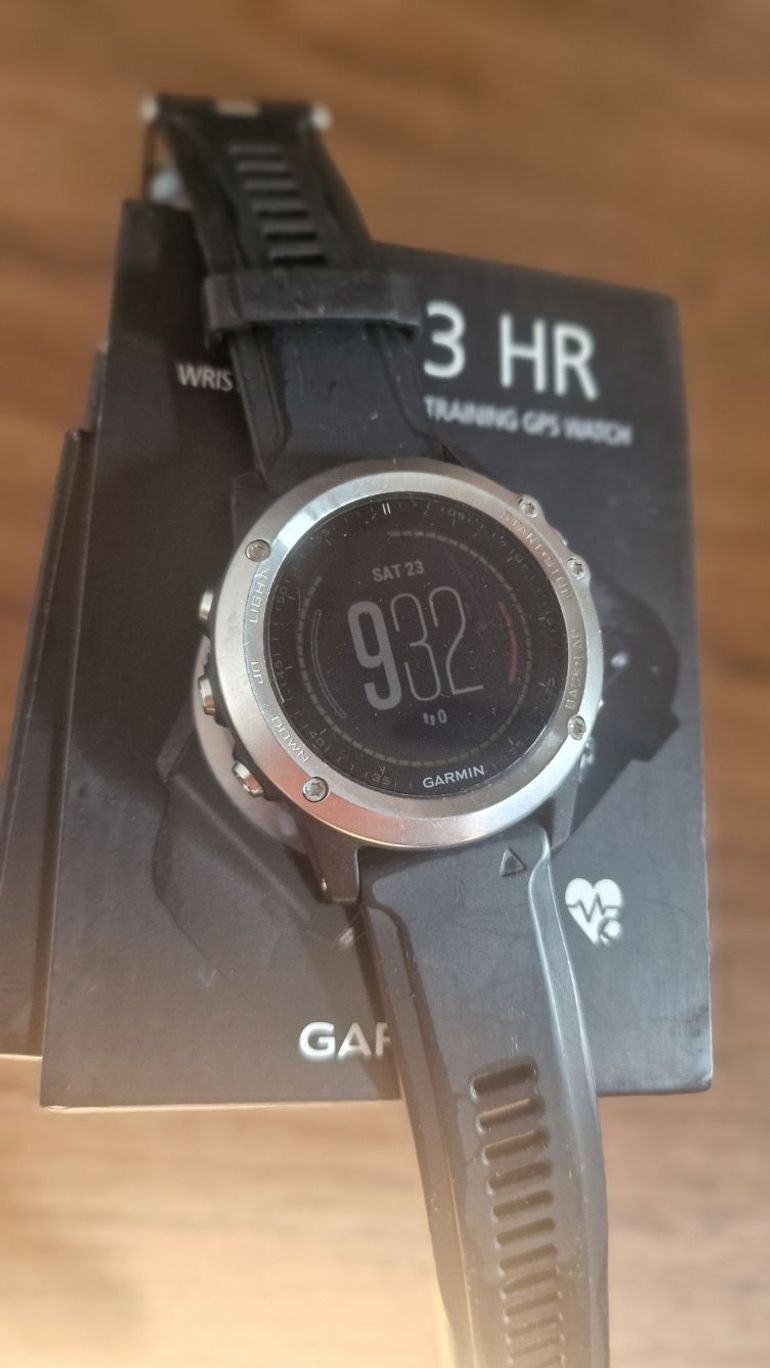 Used Garmin fēnix 3 HR GPS Watch bike — image 2 of 4
