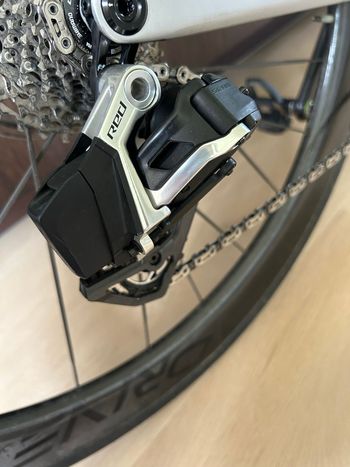 Used Sram Red eTap AXS E1 Groupset 2026 bike — image 6 of 9