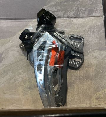 Used Shimano Deore XT FD M8020-E 2024 bike — image 3 of 4