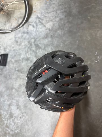 Tweedehands Lazer Z1 Helmet bike — afbeelding 3 van 5