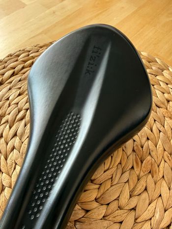 Used Fizik Tempo Sattel bike — image 2 of 11