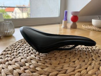 Used Fizik Tempo Sattel bike — image 5 of 11