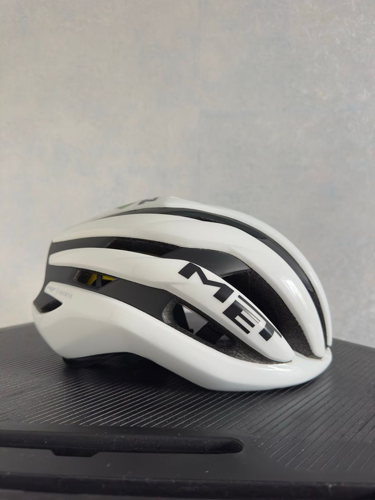 Used MET Trenta Mips Helmet 2024 bike — image 1 of 5