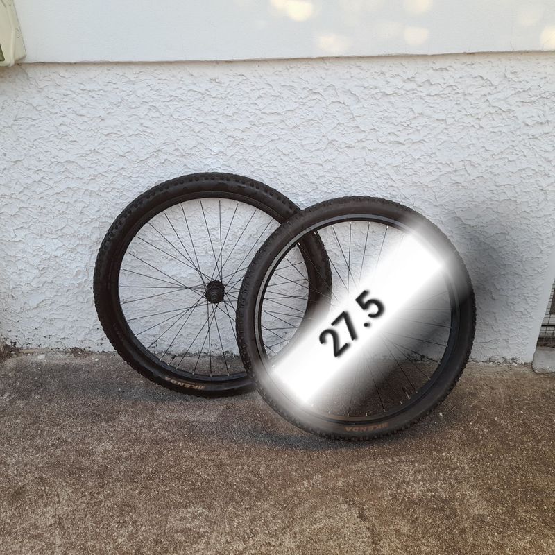 Použité Shimano MTB Wheels 27.5" bike — obrázek 1 z 5