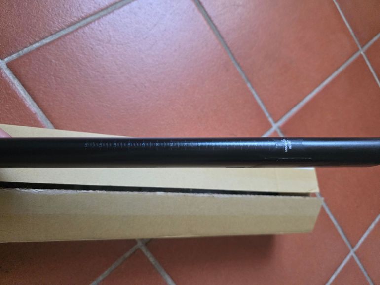 Used Giant TCR PRO 0 Seatpost 2022 bike — image 4 of 8