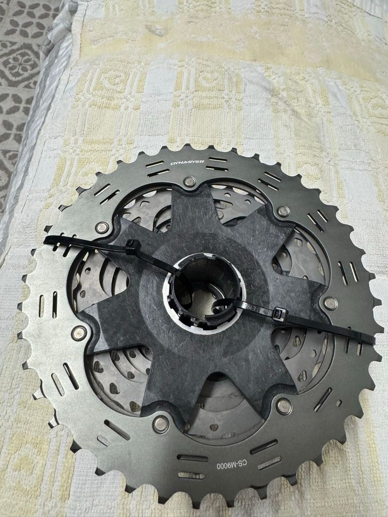 Used Shimano XTR CS-M9000 11-40T Cassette 2023 bike — image 8 of 9