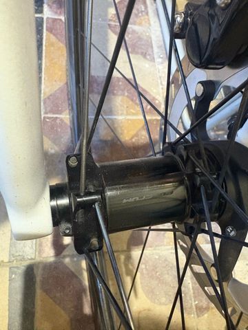 Gebrauchtes Fulcrum Wind 40 DB Front Wheel bike — Bild 4 von 5