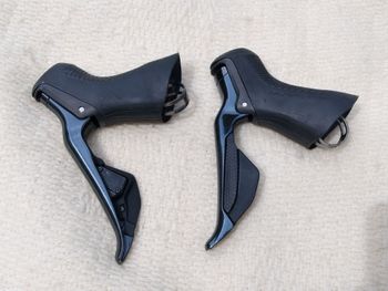 Used Shimano Dura-Ace Di2 ST-R9150 11v Rim Brake bike — image 2 of 5