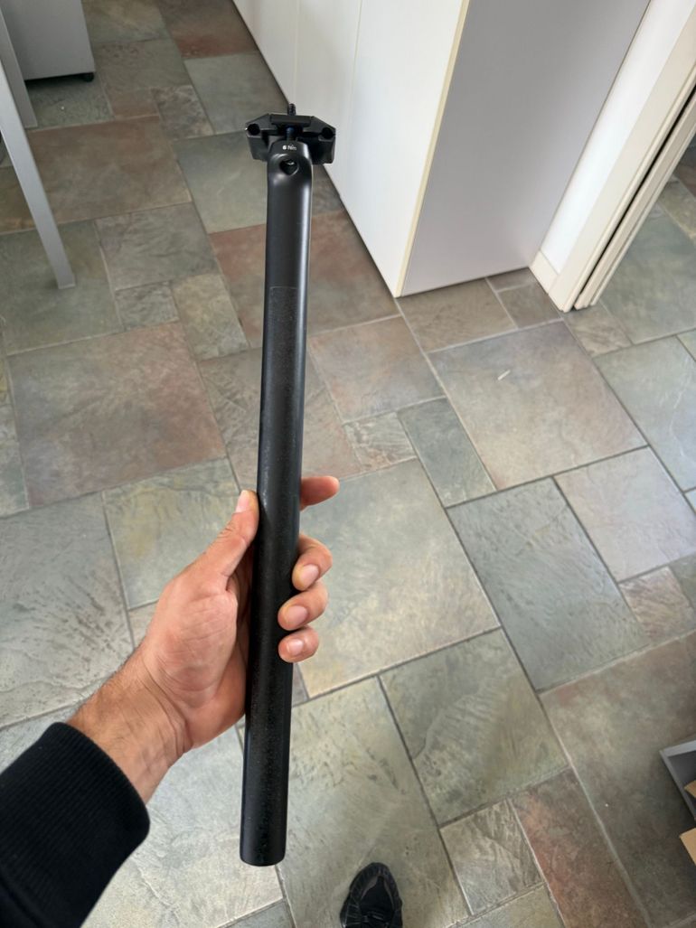 Used Bmc ICS Carbon Seatpost bike — image 4 of 6
