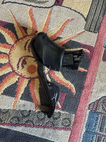 Used Shimano ST-R785 Di2 Hydraulic Disc Brake Dual Control Lever bike — image 6 of 7