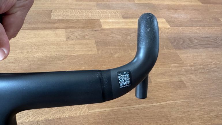 Used Bmc ICS Carbon Aero Cockpit Black 2025 bike — image 10 of 12