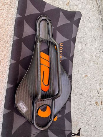 Used GELU A-1 Saddle 2024 bike — image 2 of 5