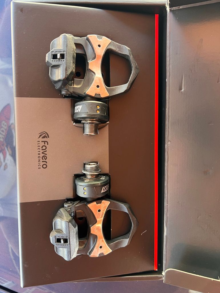 Used Favero Assioma DUO Dual-sided Power Meter Pedals 2025 bike — image 2 of 6