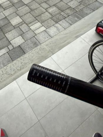 Used Bontrager Line Pro Carbon 35 MTB Handlebar 2025 bike — image 7 of 8