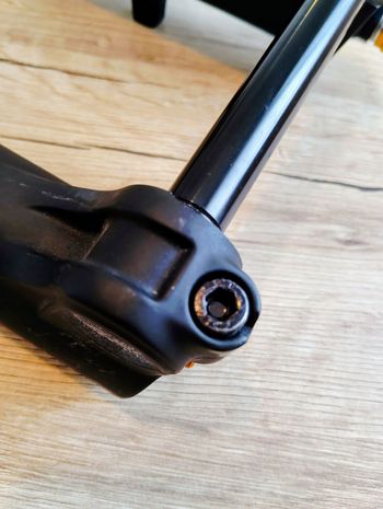 Used Öhlins RXF 34 130mm Fork bike — image 8 of 13