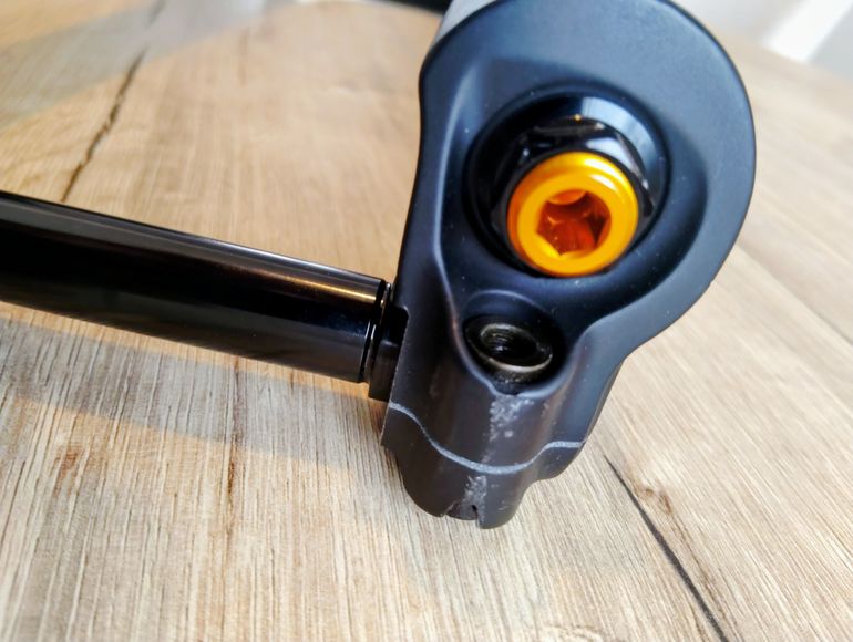 Used Öhlins RXF 34 130mm Fork bike — image 9 of 13