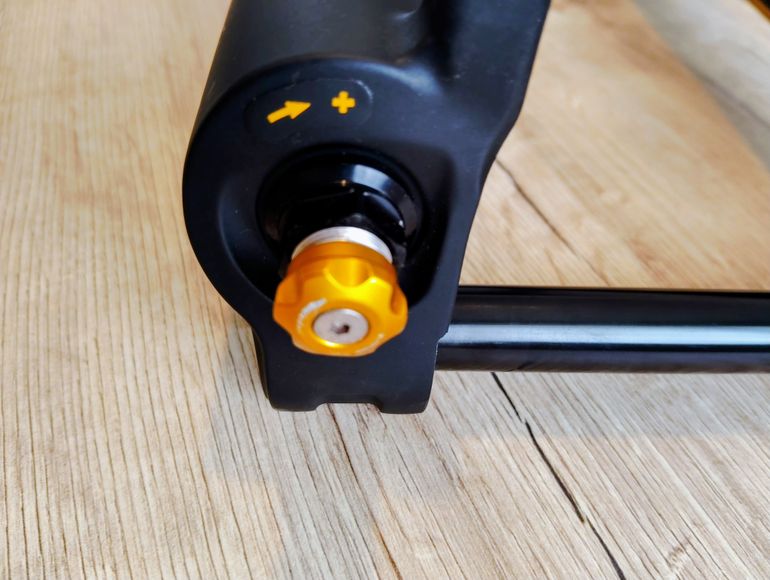 Used Öhlins RXF 34 130mm Fork bike — image 12 of 13