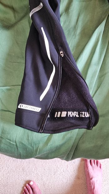 Used Pearl Izumi Amphib Cycling Tights bike — image 2 of 4