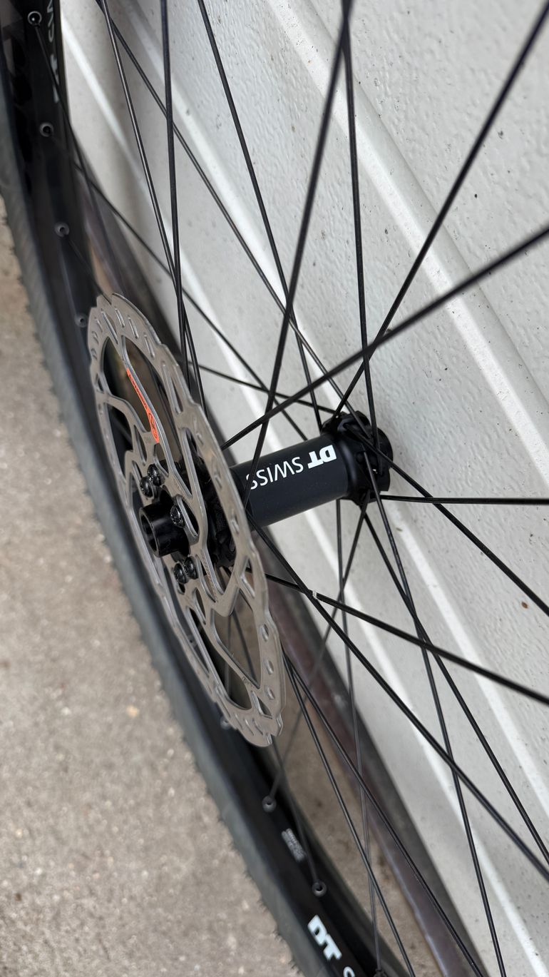 Used Dt Swiss X 1900 SPLINE 29 - 25 mm CL 12/148 mm Shimano 2025 bike — image 2 of 4