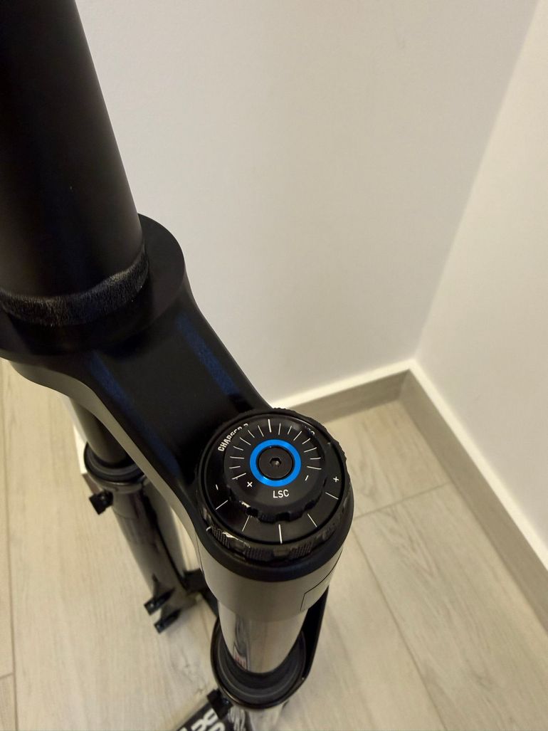 Used RockShox Pike Ultimate 140mm 2025 bike — image 3 of 6