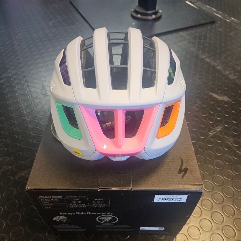 Used Specialized S-Works Prevail 3 Helmet 2025 bike — image 4 of 5
