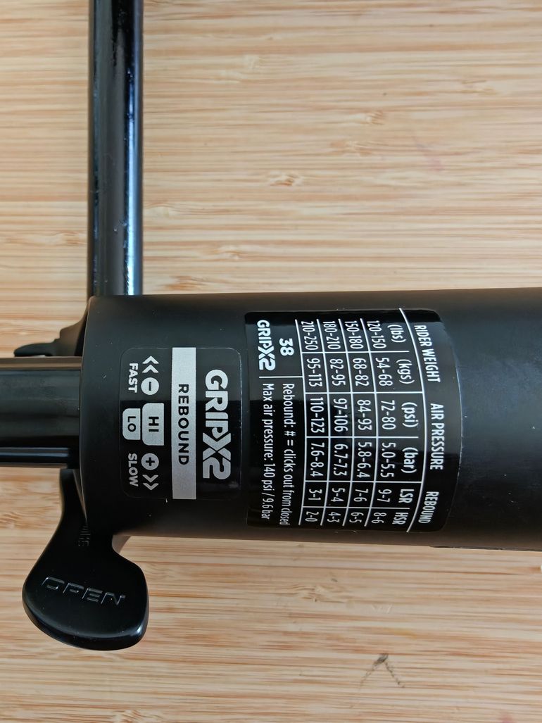 Used Fox 38 Factory Grip x2 2025 bike — image 4 of 6