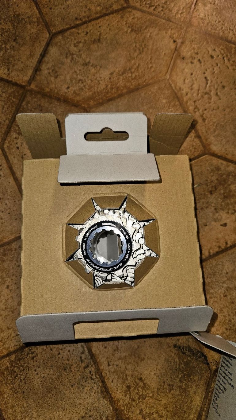 Used Shimano Ultegra 11-speed Cassette bike — image 2 of 2
