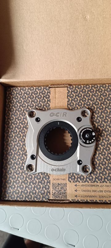 Used Sram R Active Spider Drivetrain & Pedals