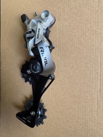 Used Sram rival rear derailleur bike — image 4 of 4