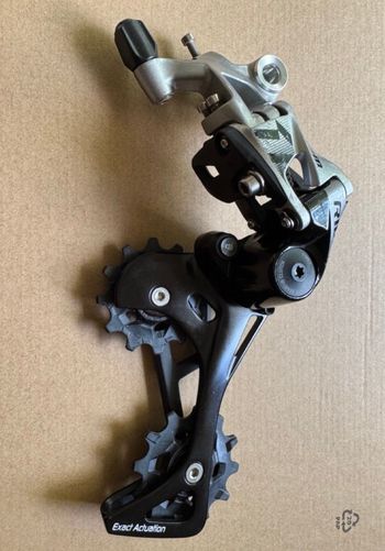 Used Sram rival rear derailleur bike — image 3 of 4