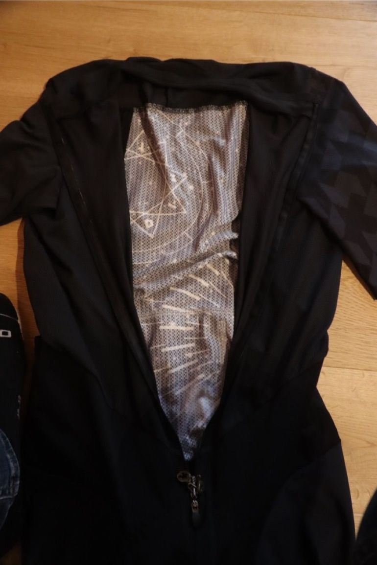 Used Assos Equipe RS Le Houdini Roadsuit S9 Targa bike — image 6 of 10