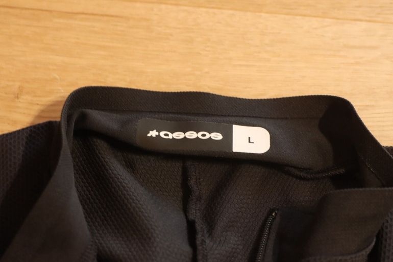 Used Assos Equipe RS Le Houdini Roadsuit S9 Targa bike — image 5 of 10